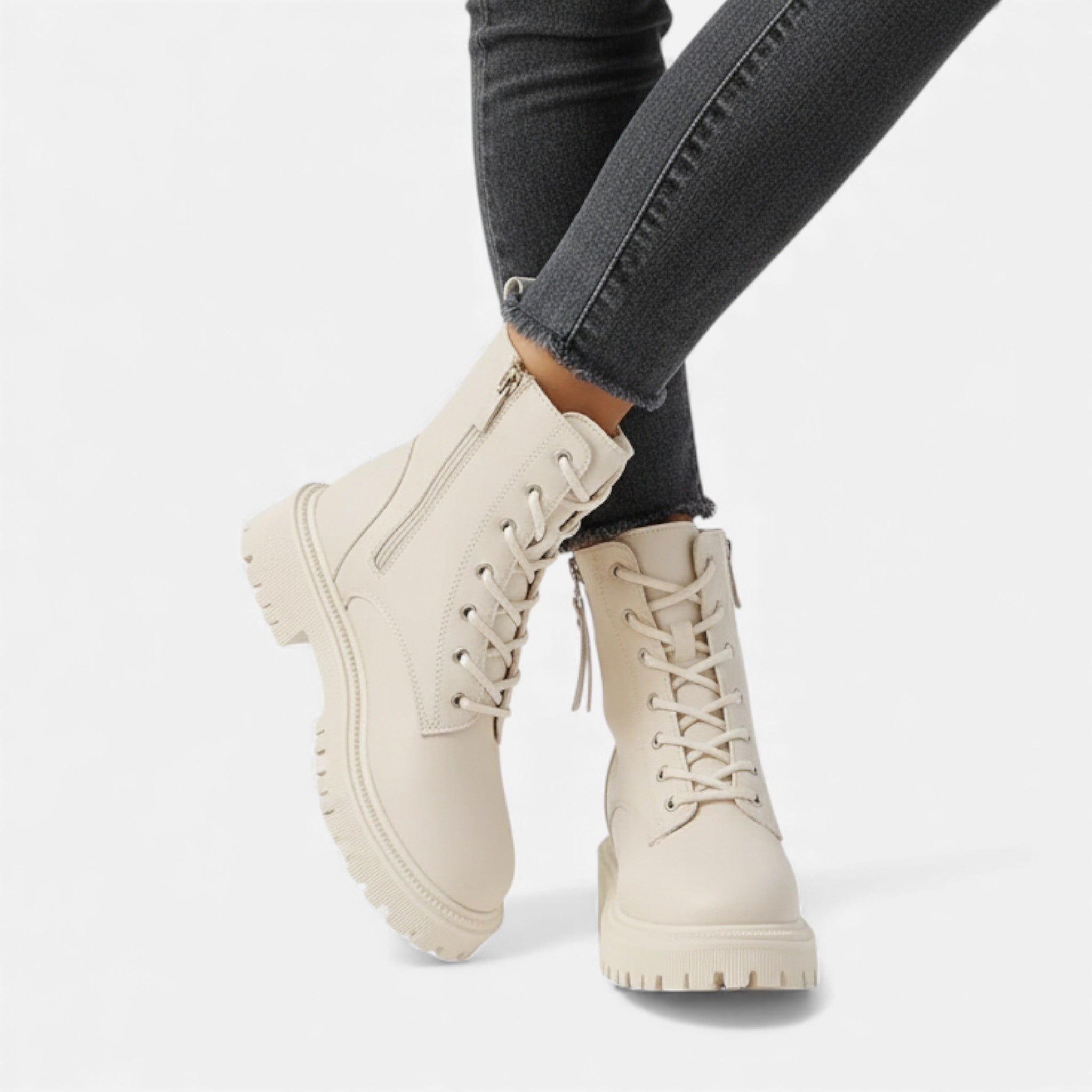 Dorvelli | Women’s Chunky Platform Ankle Boots – Lace-Up All-Season Style