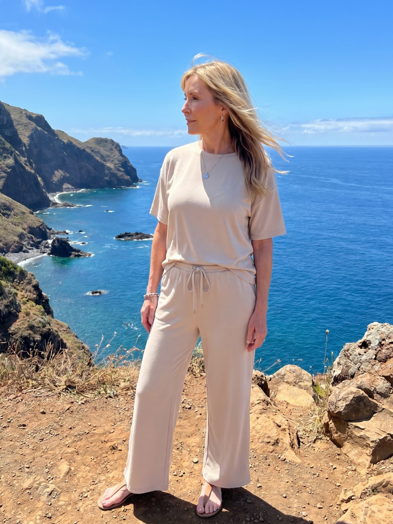 Dorvelli | Women's Two-Piece Set – Relaxed Drawstring Comfort