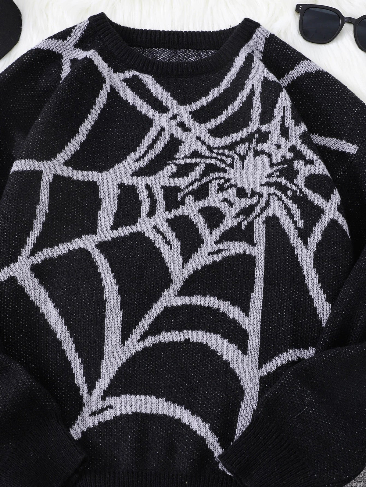 Dorvelli | Men's Ribbed Trim Spiderweb Sweater