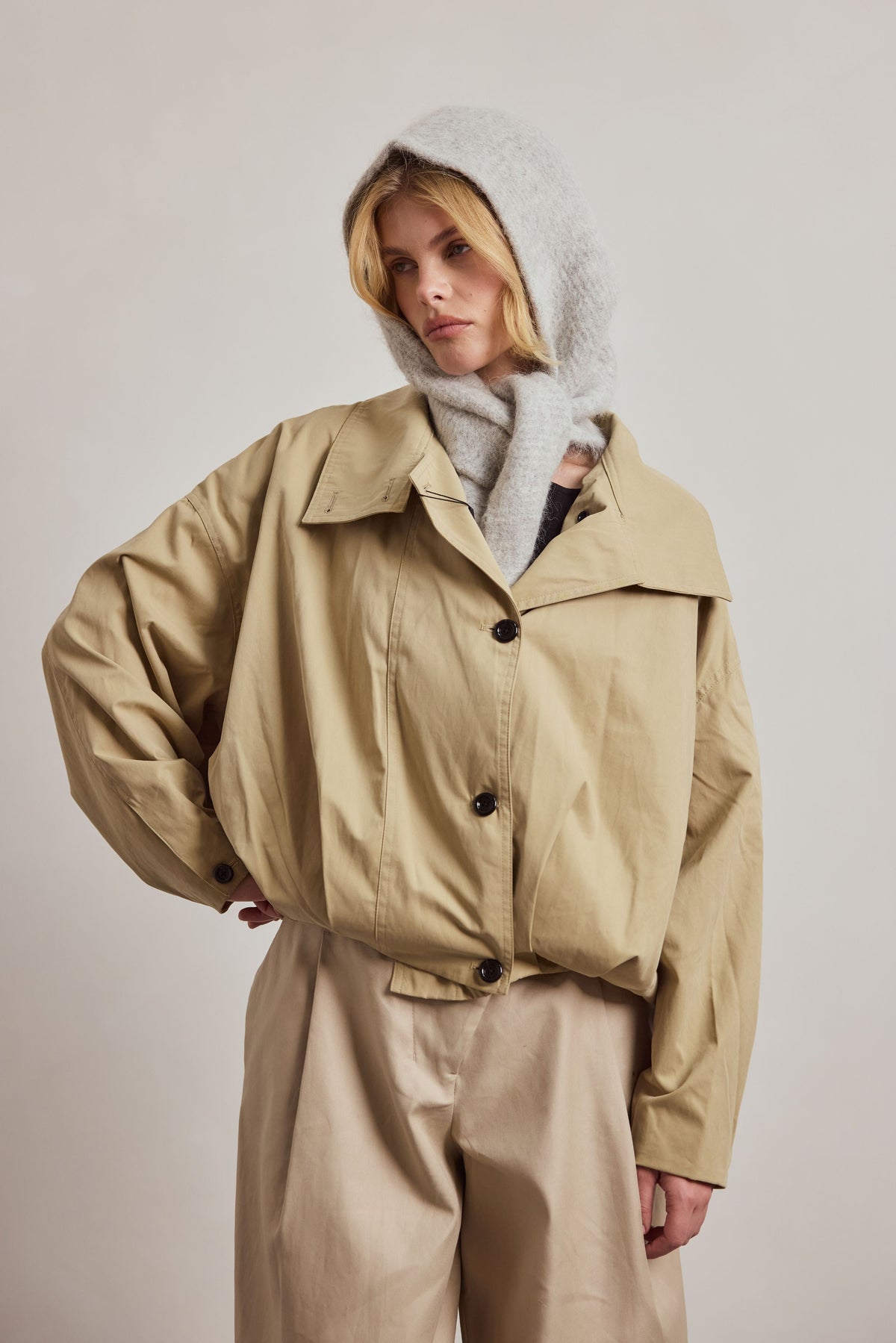 Dorvelli | Women's Alpaca Hooded Winter Scarf