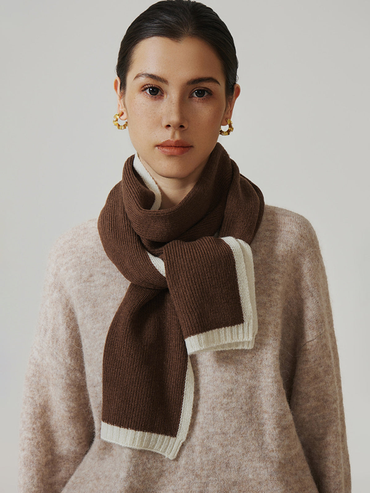 Dorvelli | Women’s Brown Knit Wool Scarf