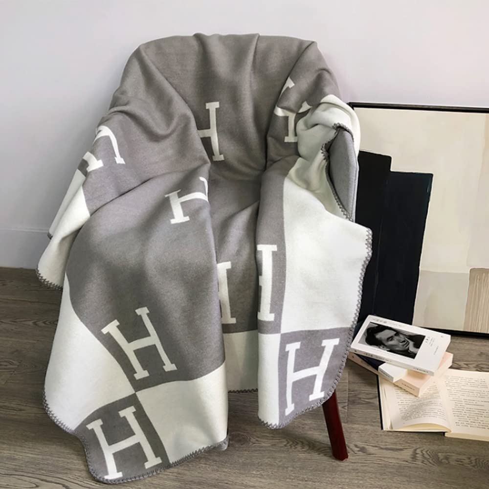 Dorvelli | Women’s Cozy Cashmere Blend Throw Blanket