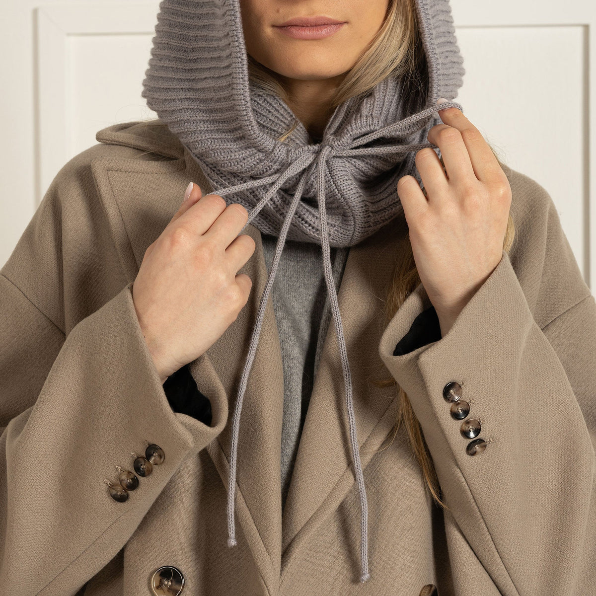 Dorvelli | Women’s Merino Wool Balaclava Hood
