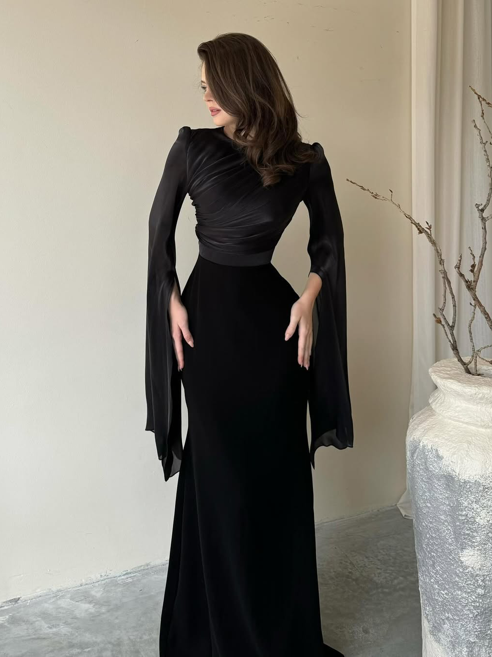Dorvelli | Women's Pleated Slim Fit Maxi Dress