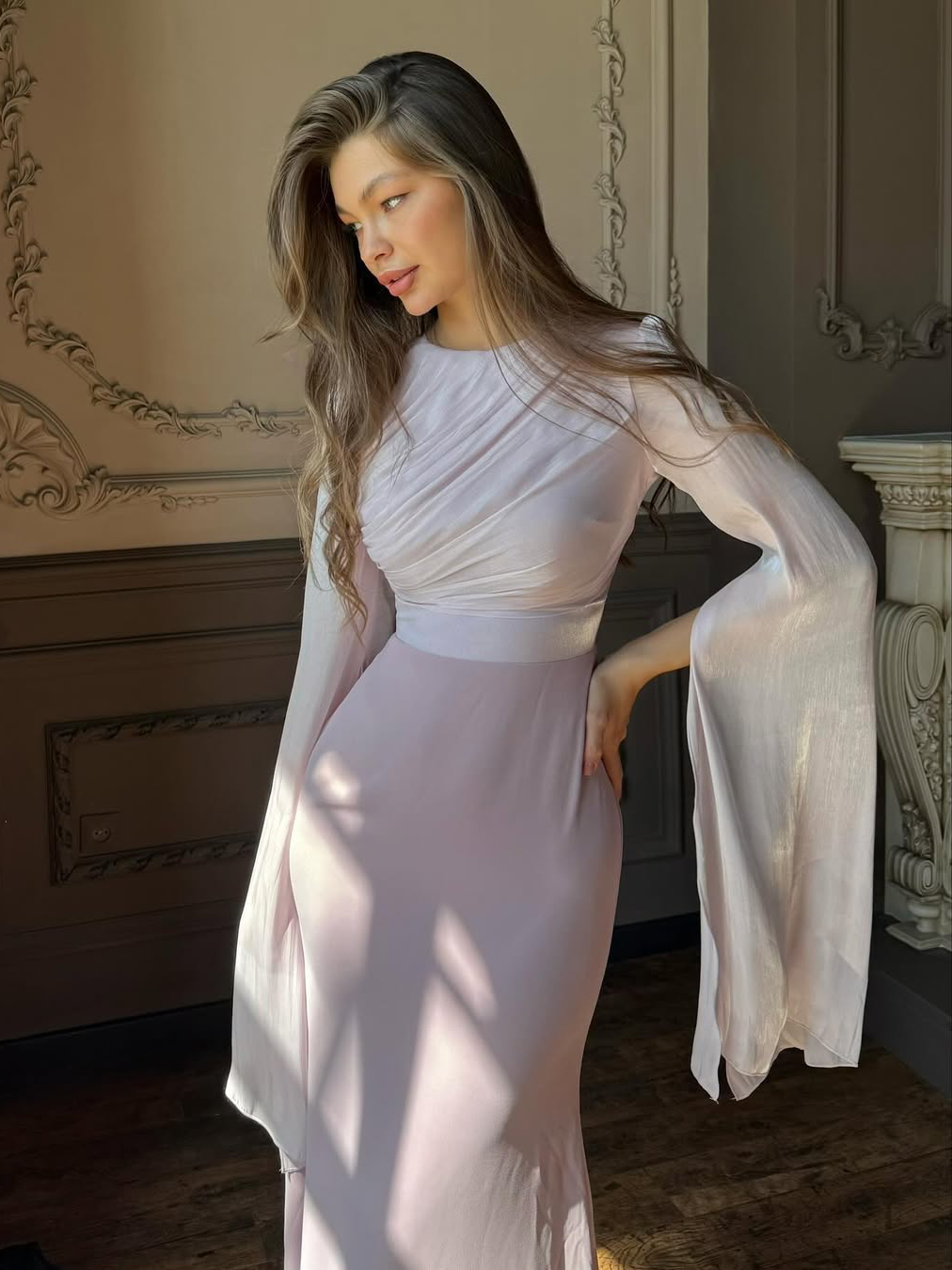 Dorvelli | Women's Pleated Slim Fit Maxi Dress