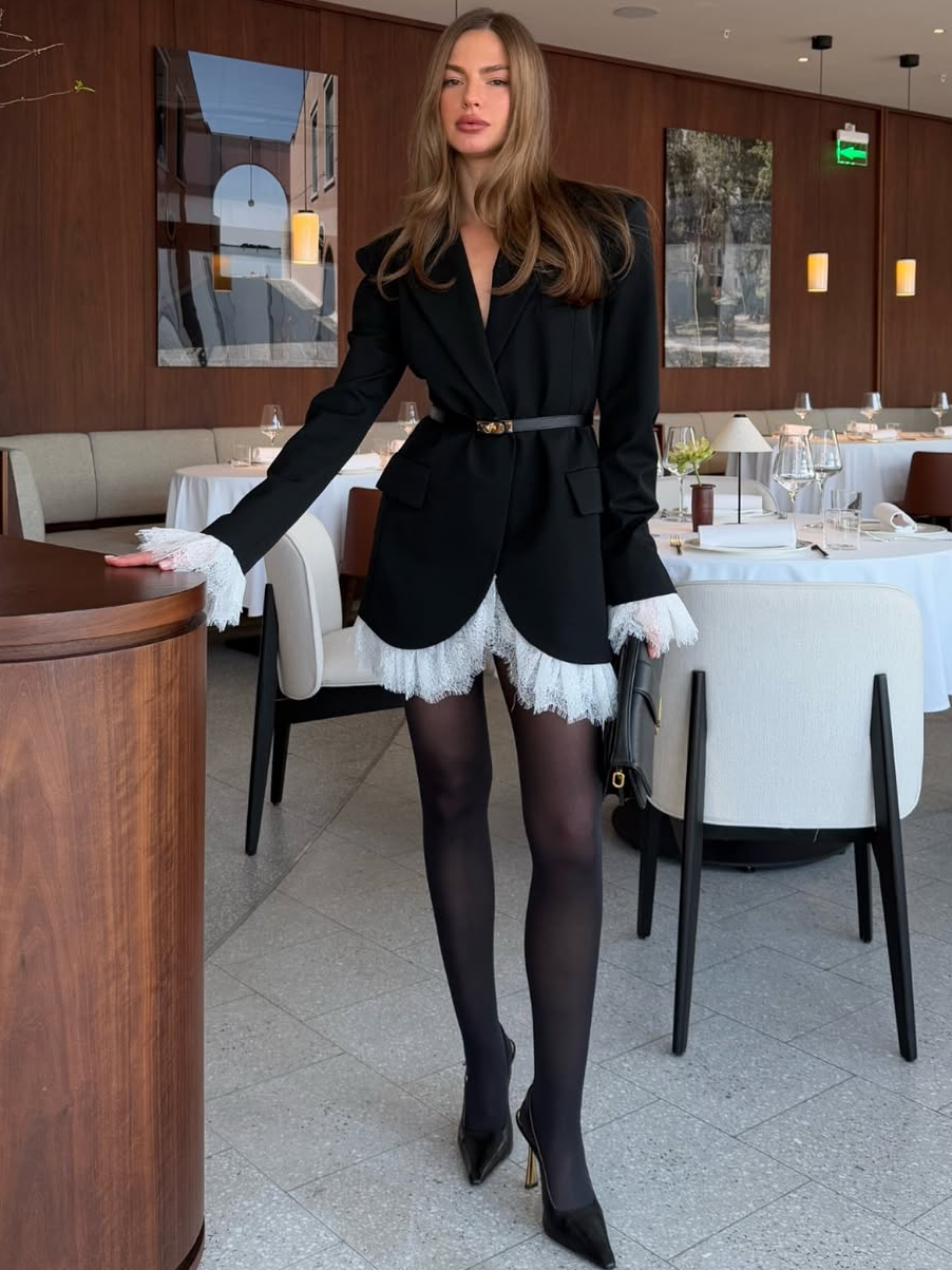 Dorvelli | Women’s Silhouette Non-Stretch Lace Blazer