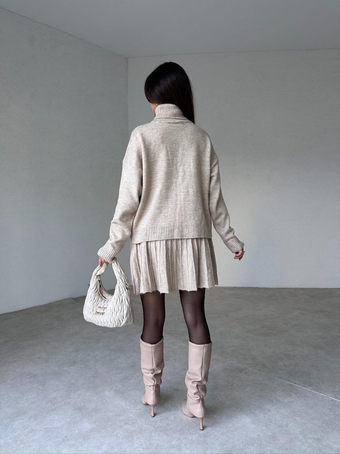 Dorvelli | Women’s Turtleneck Pleated Knit Set