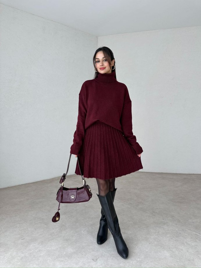 Dorvelli | Women’s Turtleneck Pleated Knit Set