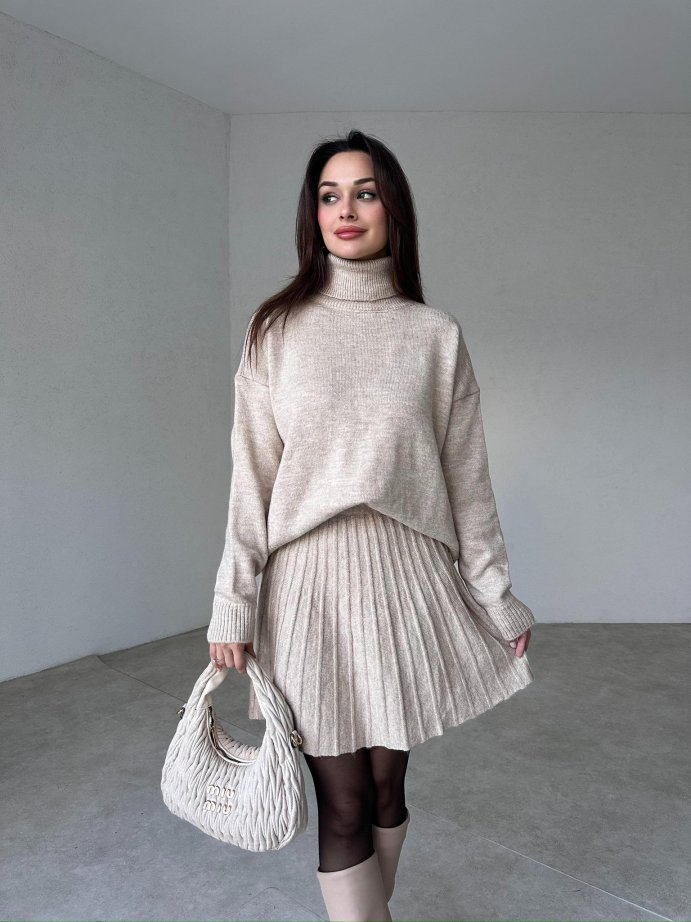 Dorvelli | Women’s Turtleneck Pleated Knit Set
