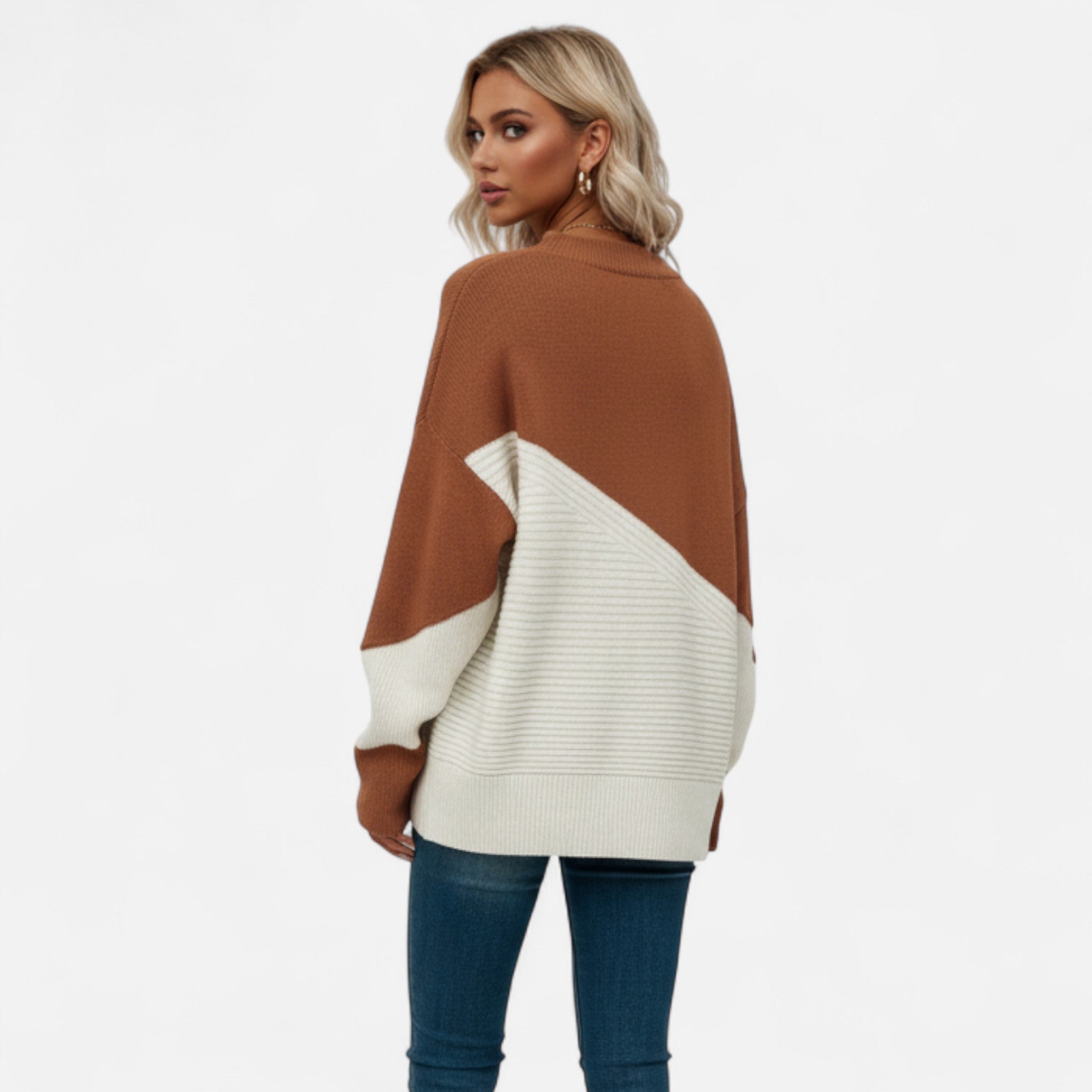 Dorvelli | Women’s Knitted Sweater – Elegant Contrast Design