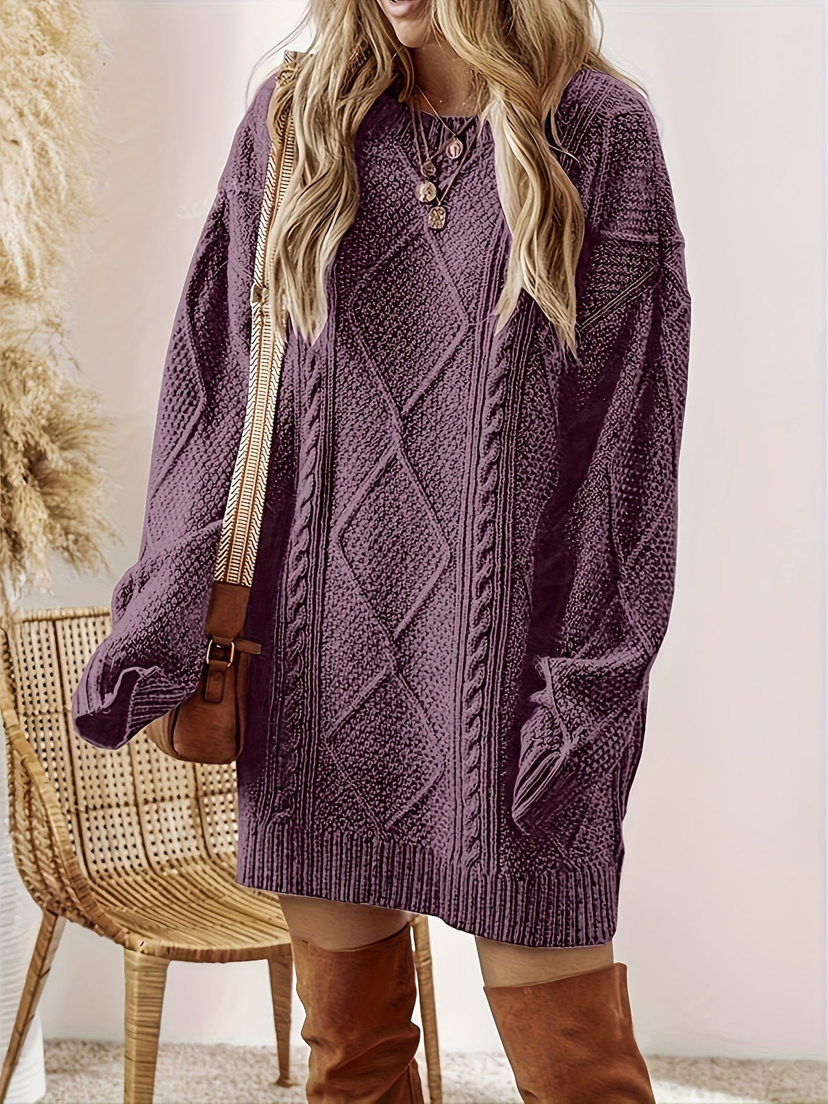 Dorvelli | Women's Knit Dress – Chunky Cable Pocket Front