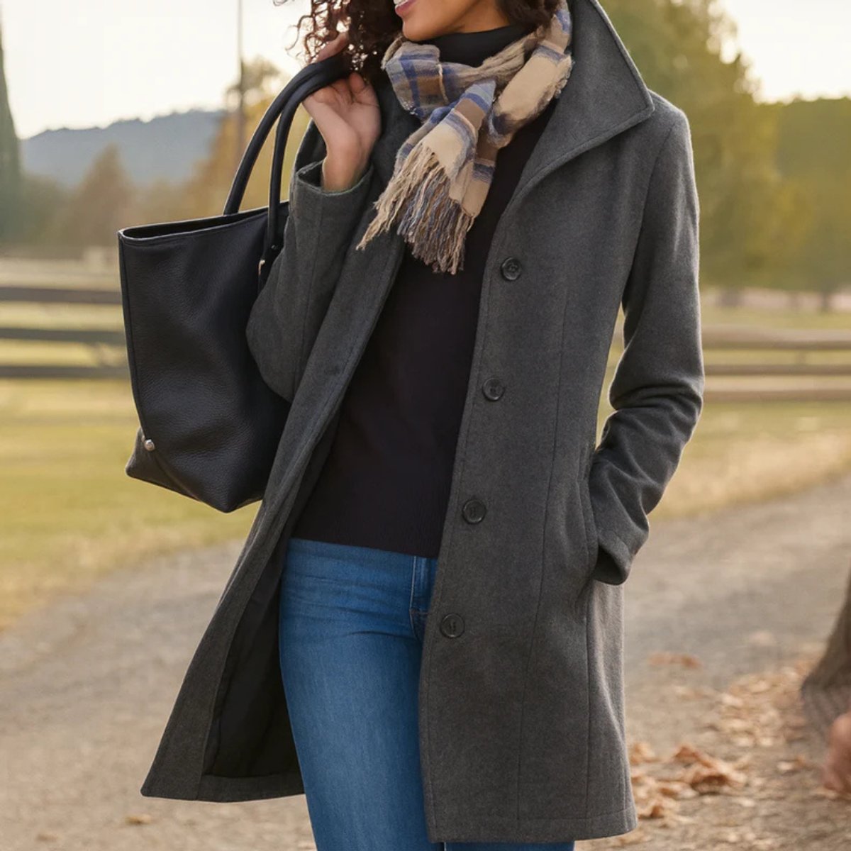 Dorvelli | Women's Mid Length Coat – Button Front Collar