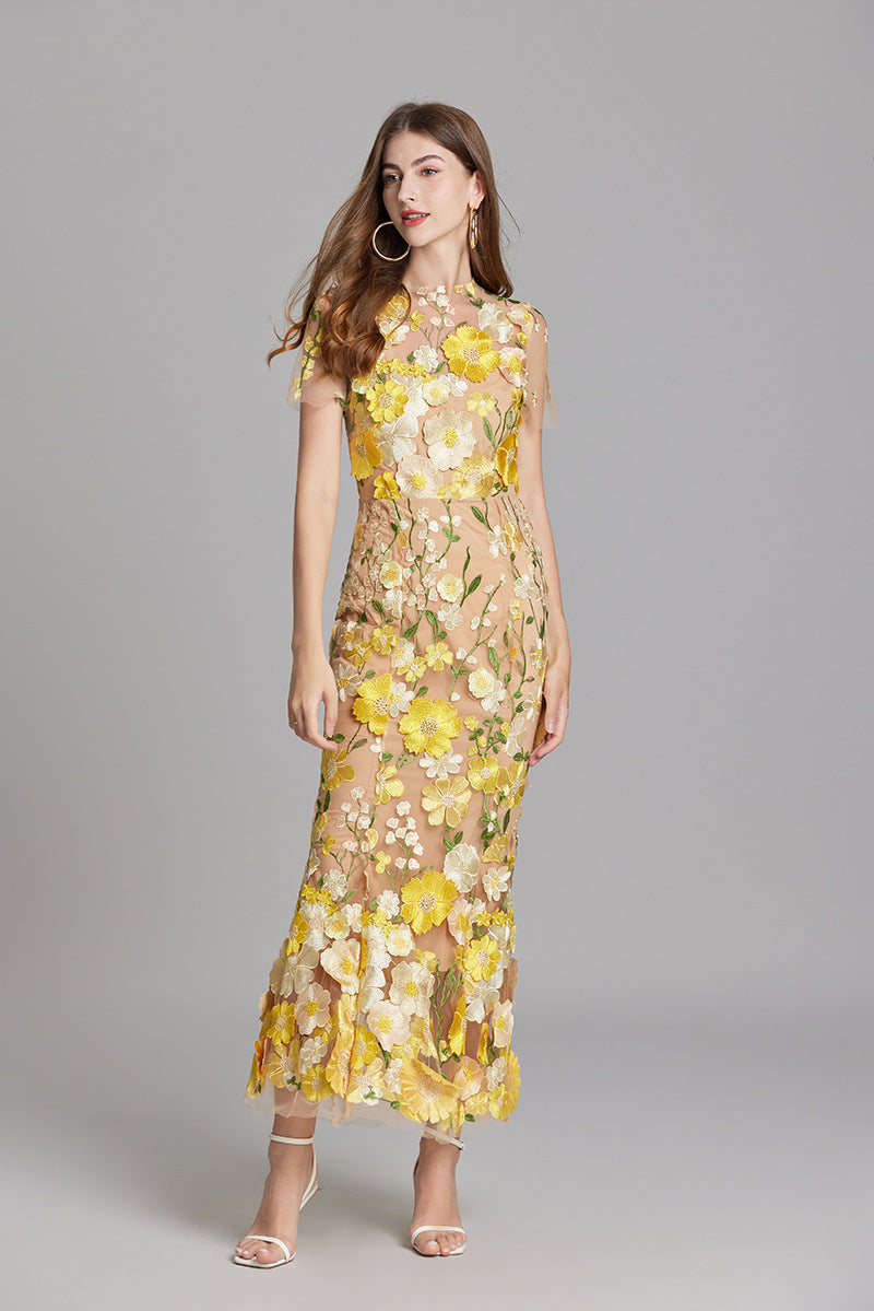 Dorvelli | Women’s Wedding Guest Midi Dress – Embroidered Floral