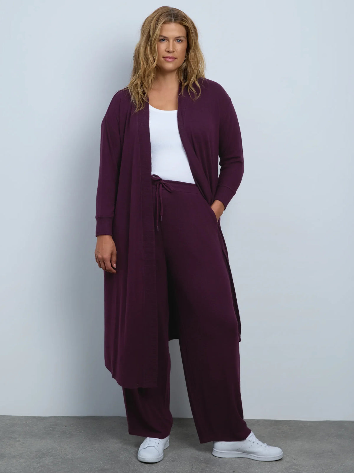 Petra Drawstring Straight-Leg Trousers – Plum