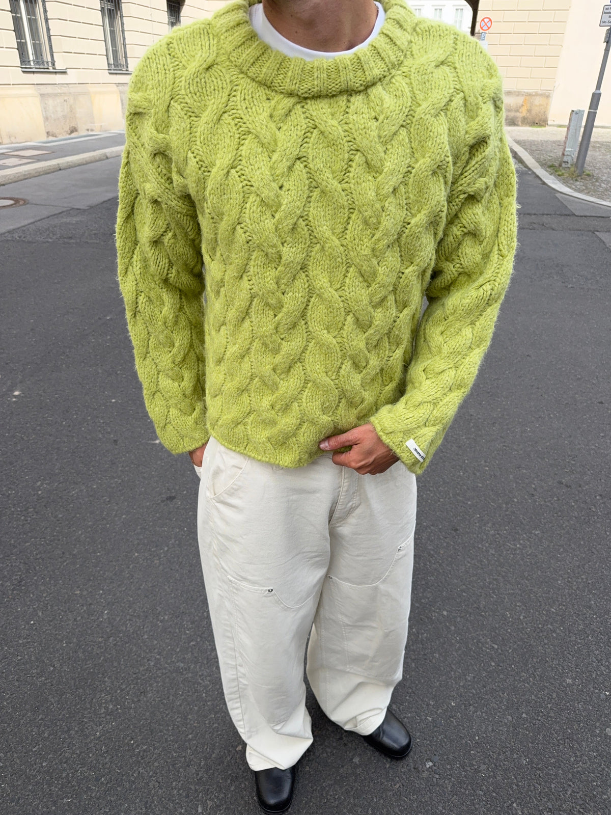 Tobias Classic Cable Knit Jumper - Green