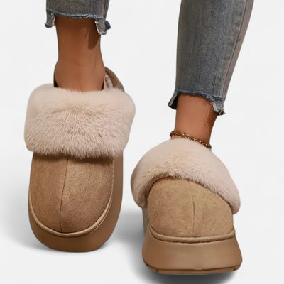 Dorvelli | Women’s Plush Slippers – Timeless Comfort