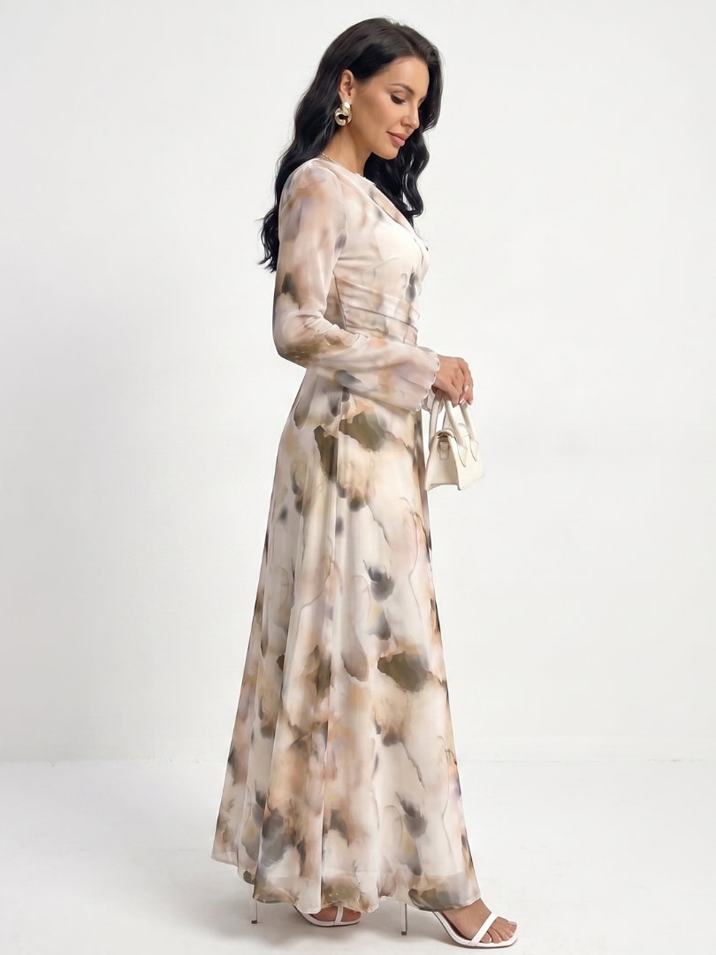Dorvelli | Women's Maxi Dress – Long Sleeve Abstract Print