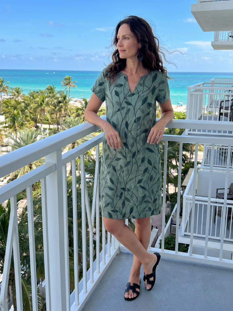 Dorvelli | Women's Midi Dress – Leaf Print Neck
