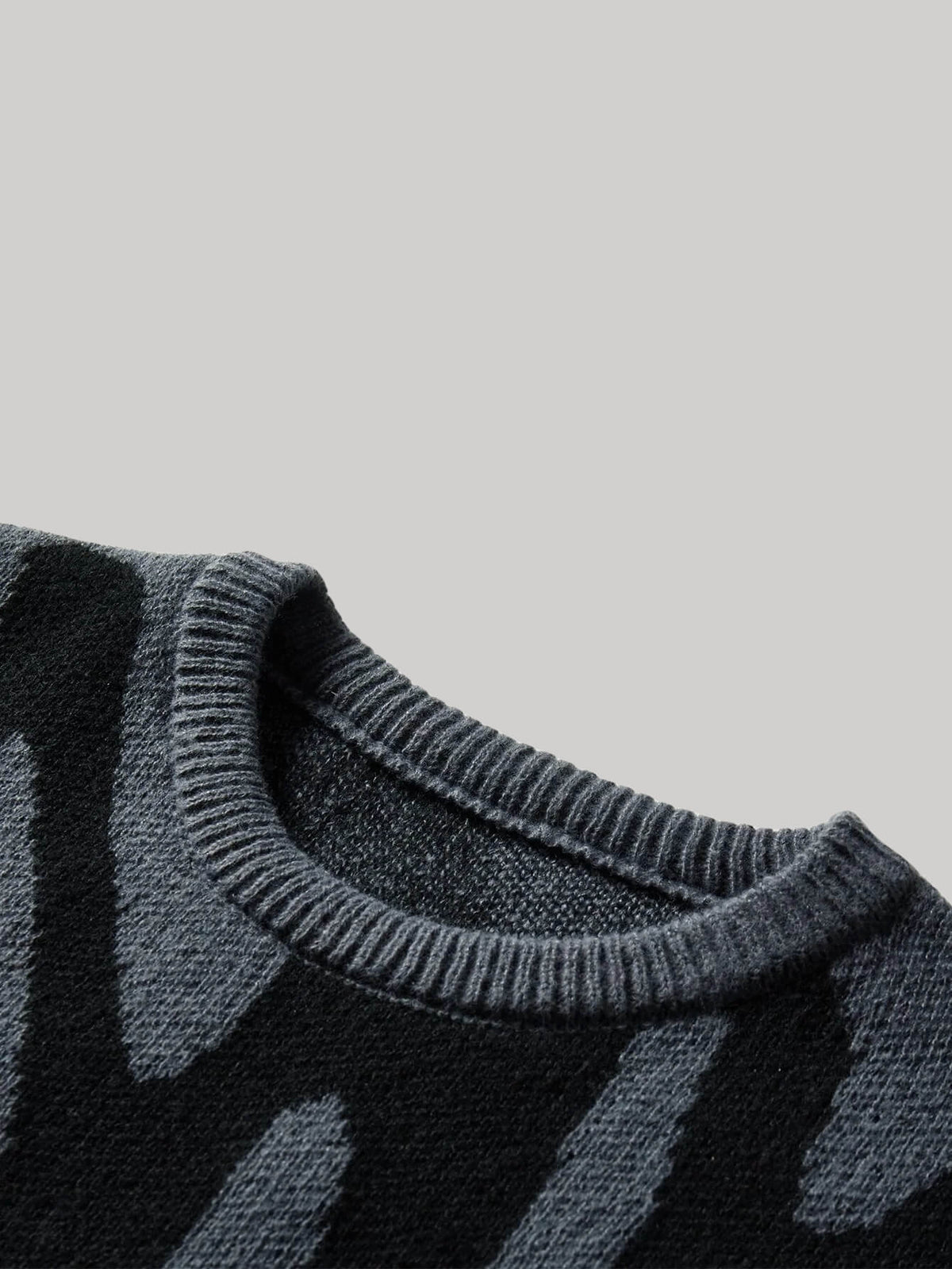 Dorvelli | Men’s Brushstroke Graphic Sweater