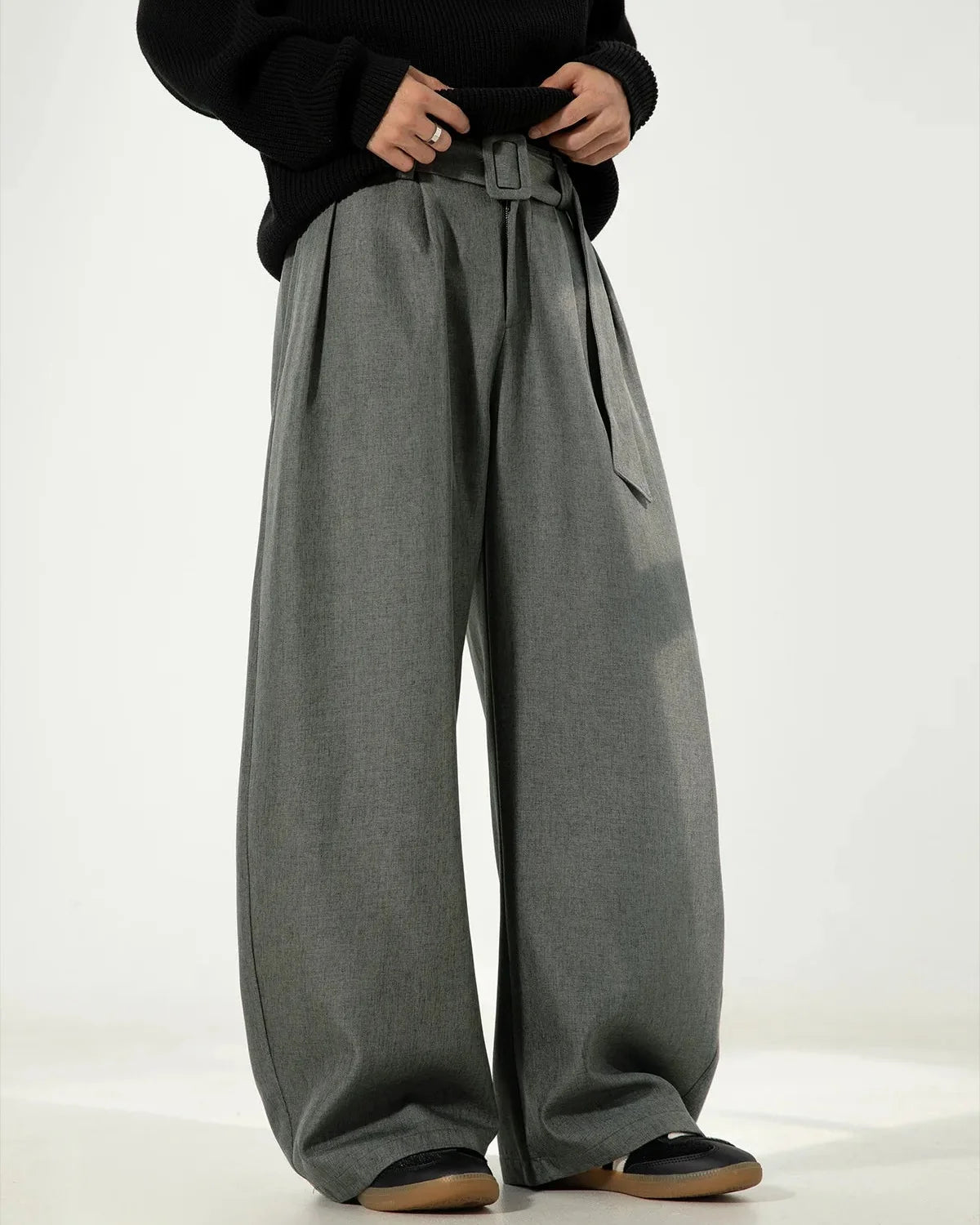 Dorvelli | Men’s Fluid Pleated Wide Leg Pants