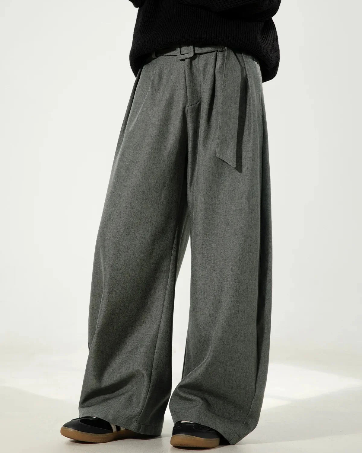 Dorvelli | Men’s Fluid Pleated Wide Leg Pants