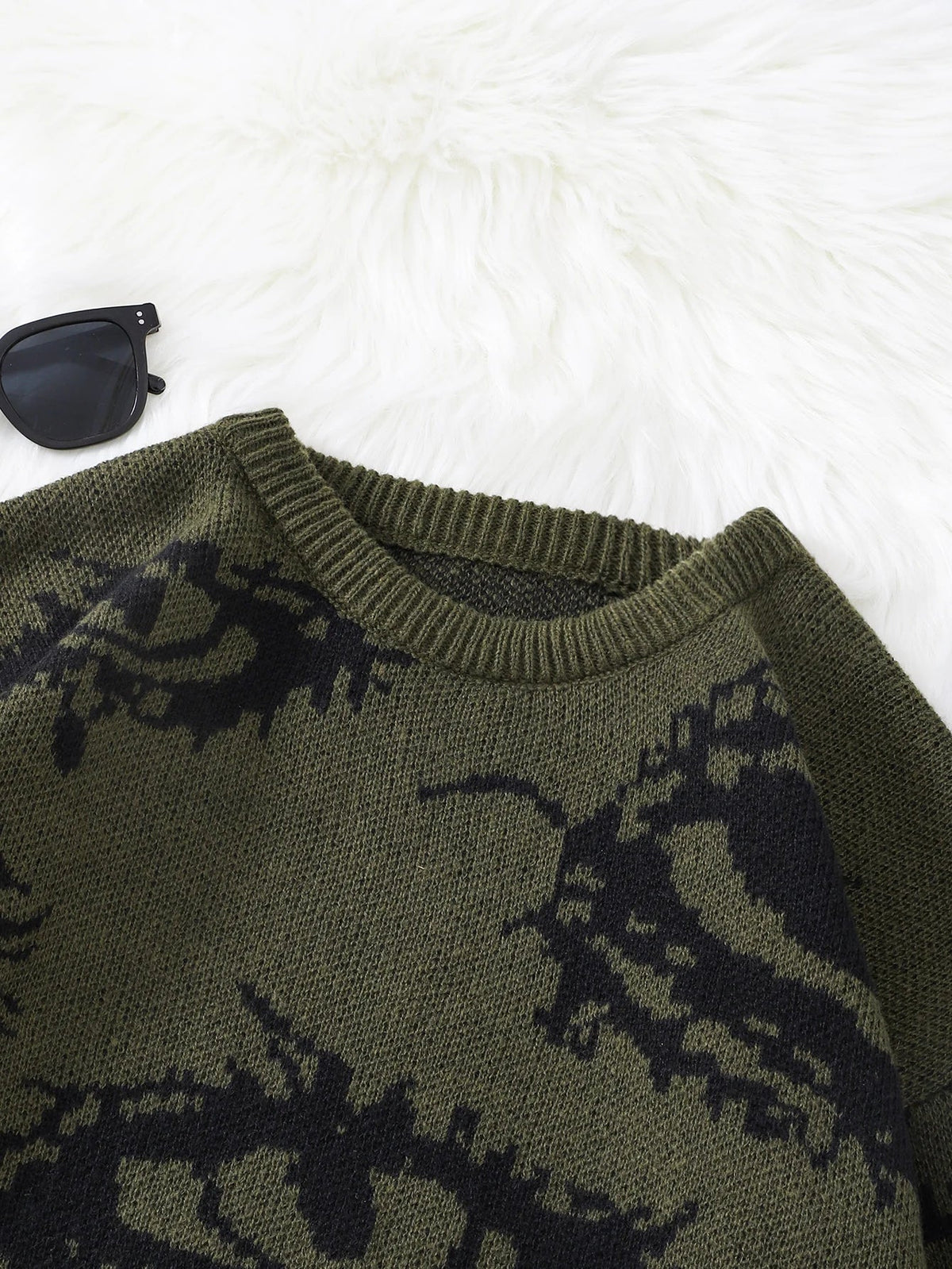Dorvelli | Men’s Grunge Pattern Graphic Sweater