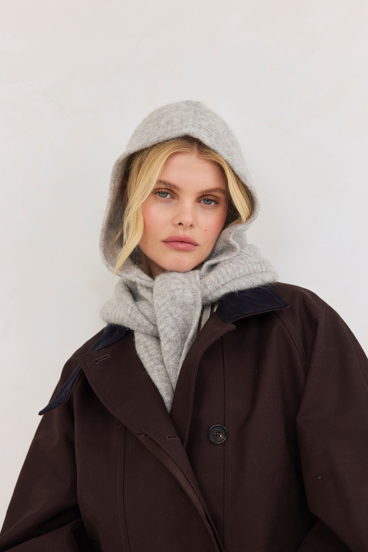 Dorvelli | Women's Alpaca Hooded Winter Scarf