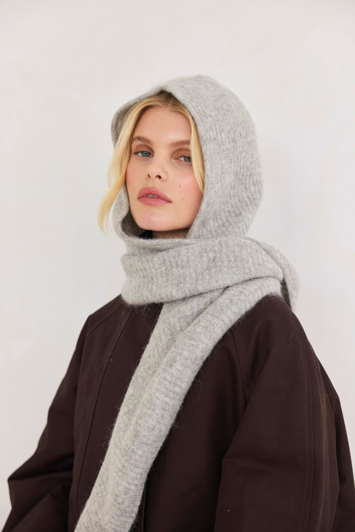 Dorvelli | Women's Alpaca Hooded Winter Scarf