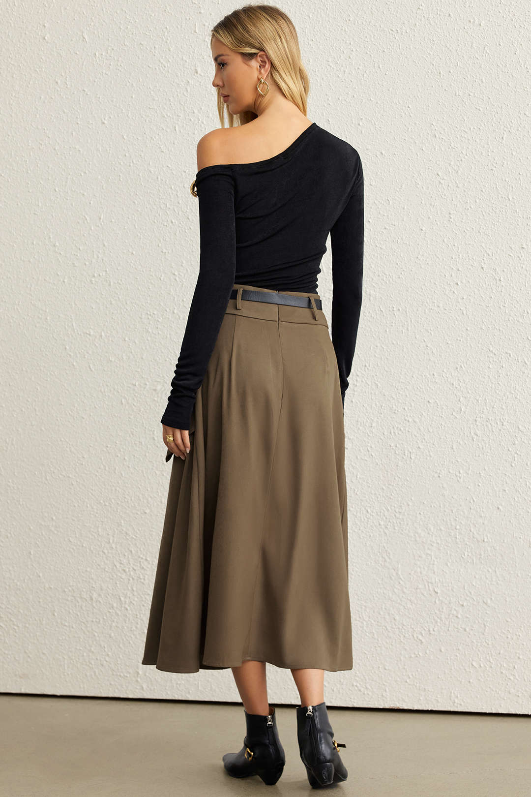 Dorvelli | Women's Belted Asymmetrical High Waist Skirt
