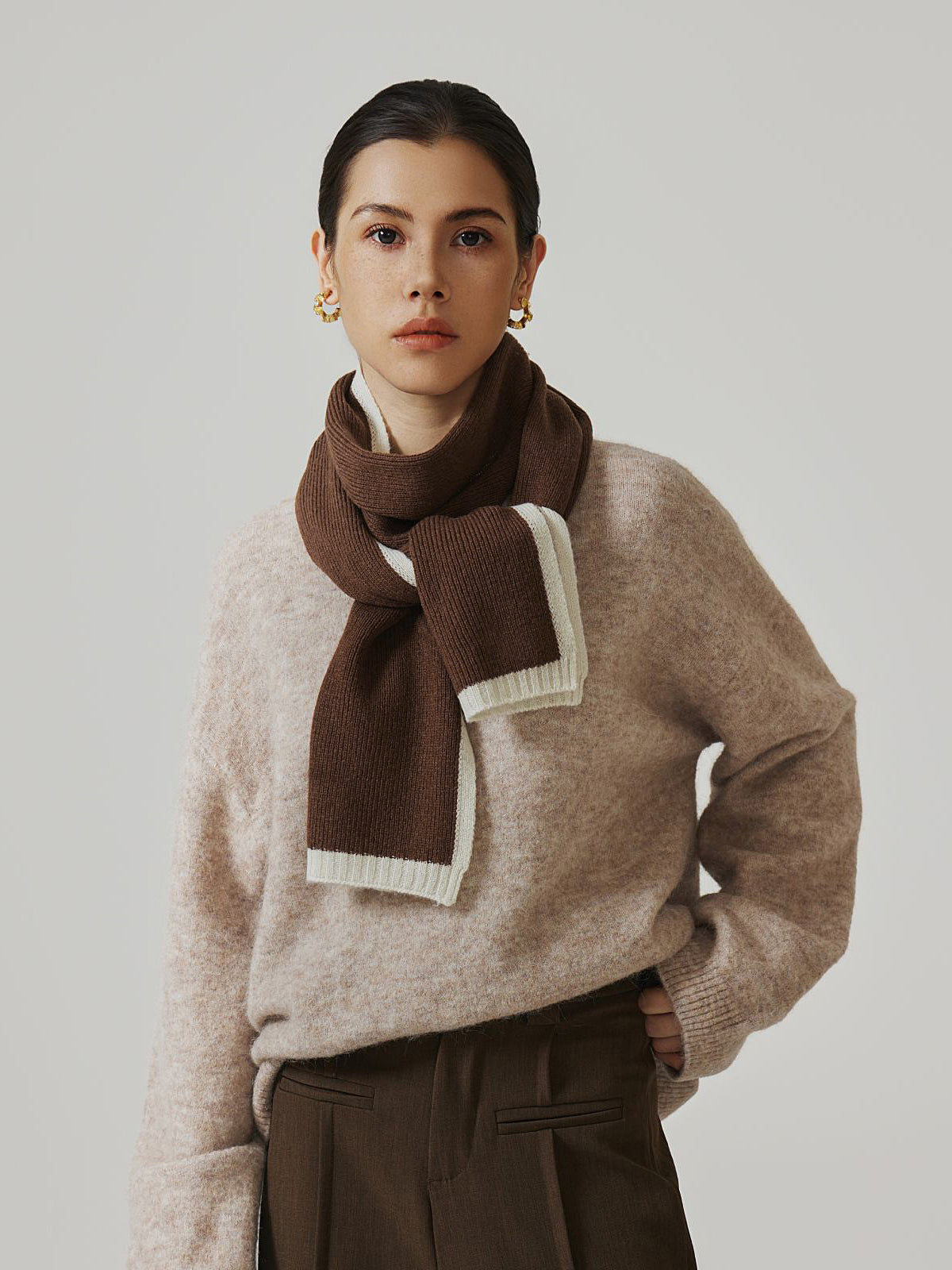 Dorvelli | Women’s Brown Knit Wool Scarf