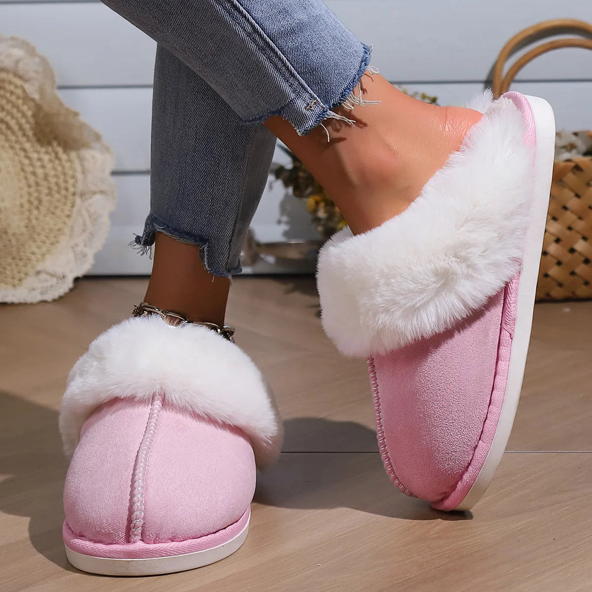 Dorvelli | Women’s Cozy Plush Slippers