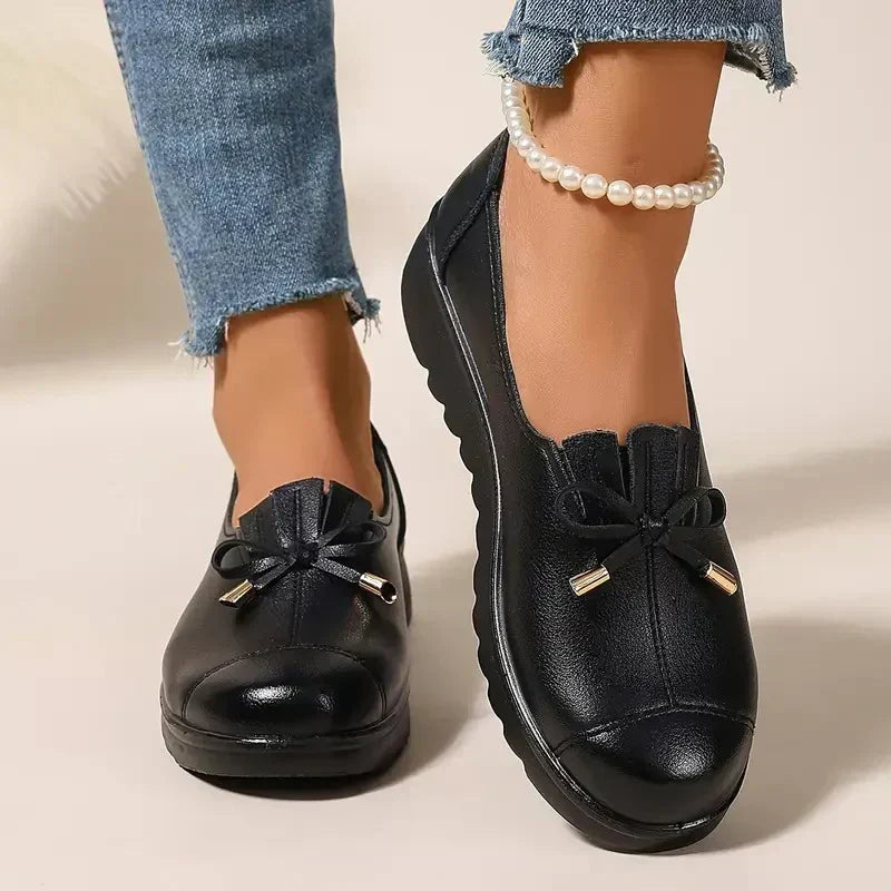 Dorvelli | Women’s Cushioned Moccasins