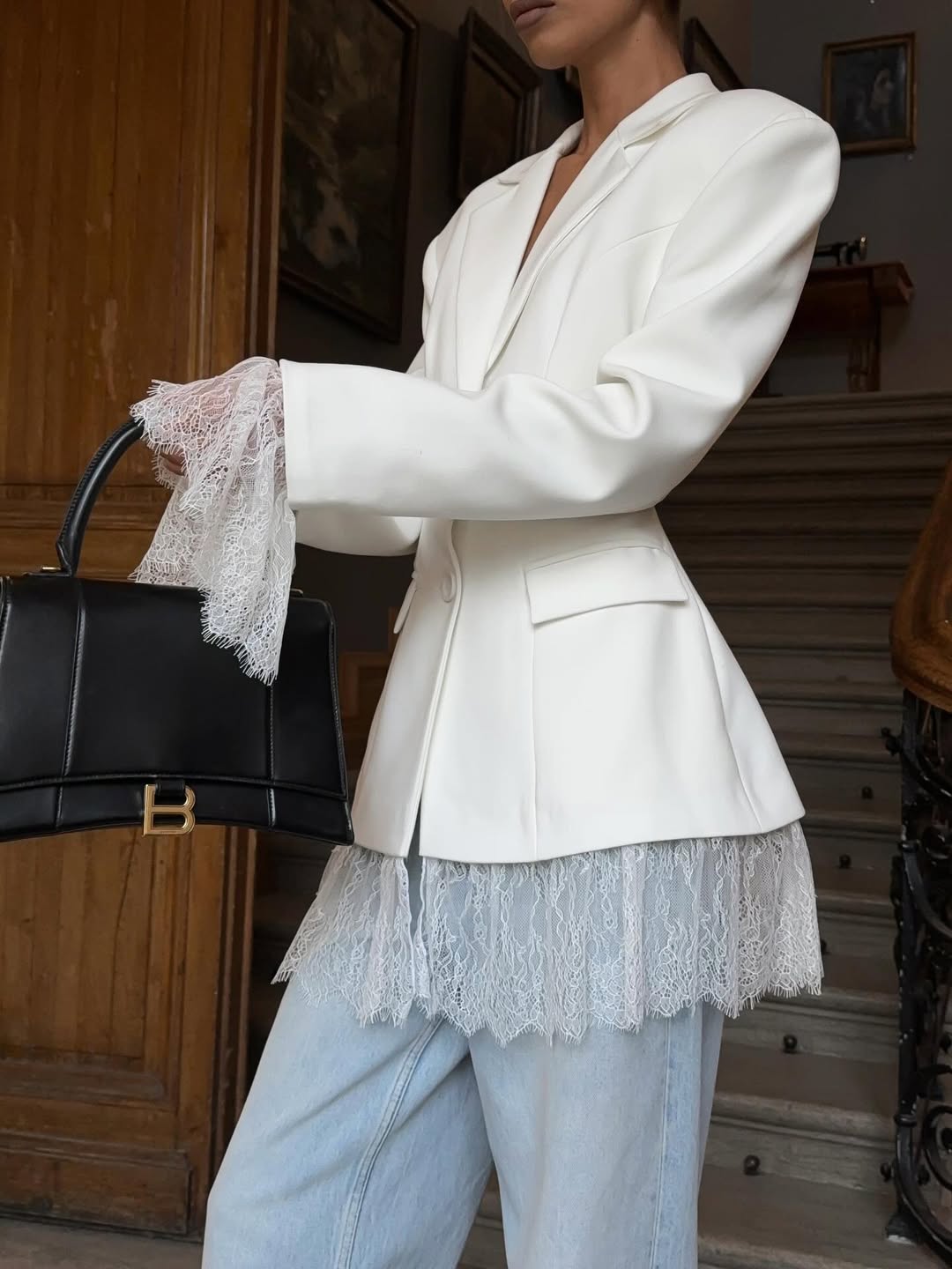 Dorvelli | Women’s Lace Panel Blazer