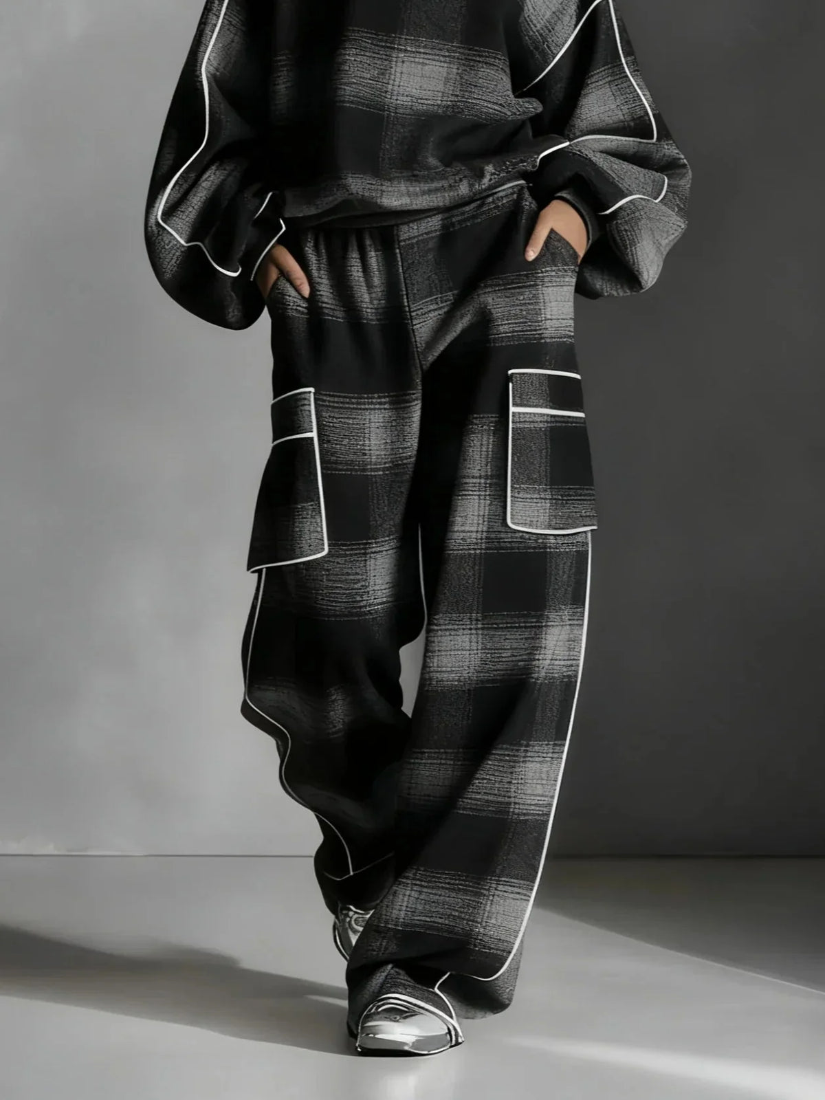 Dorvelli | Women’s Plaid Two Piece Lounge Set