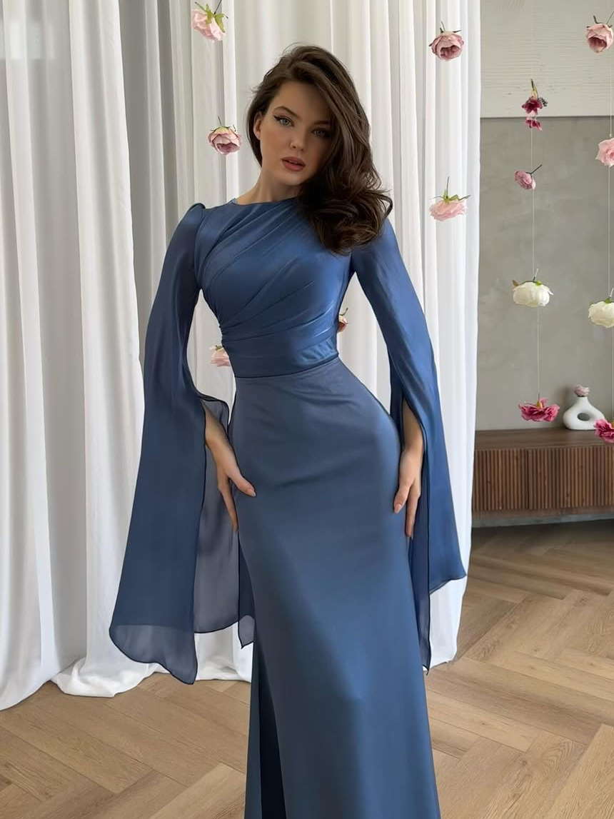 Dorvelli | Women's Pleated Slim Fit Maxi Dress