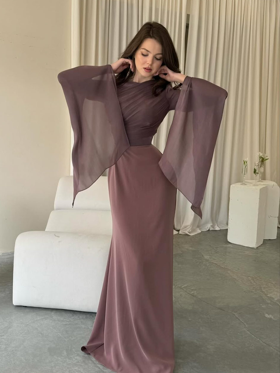 Dorvelli | Women's Pleated Slim Fit Maxi Dress