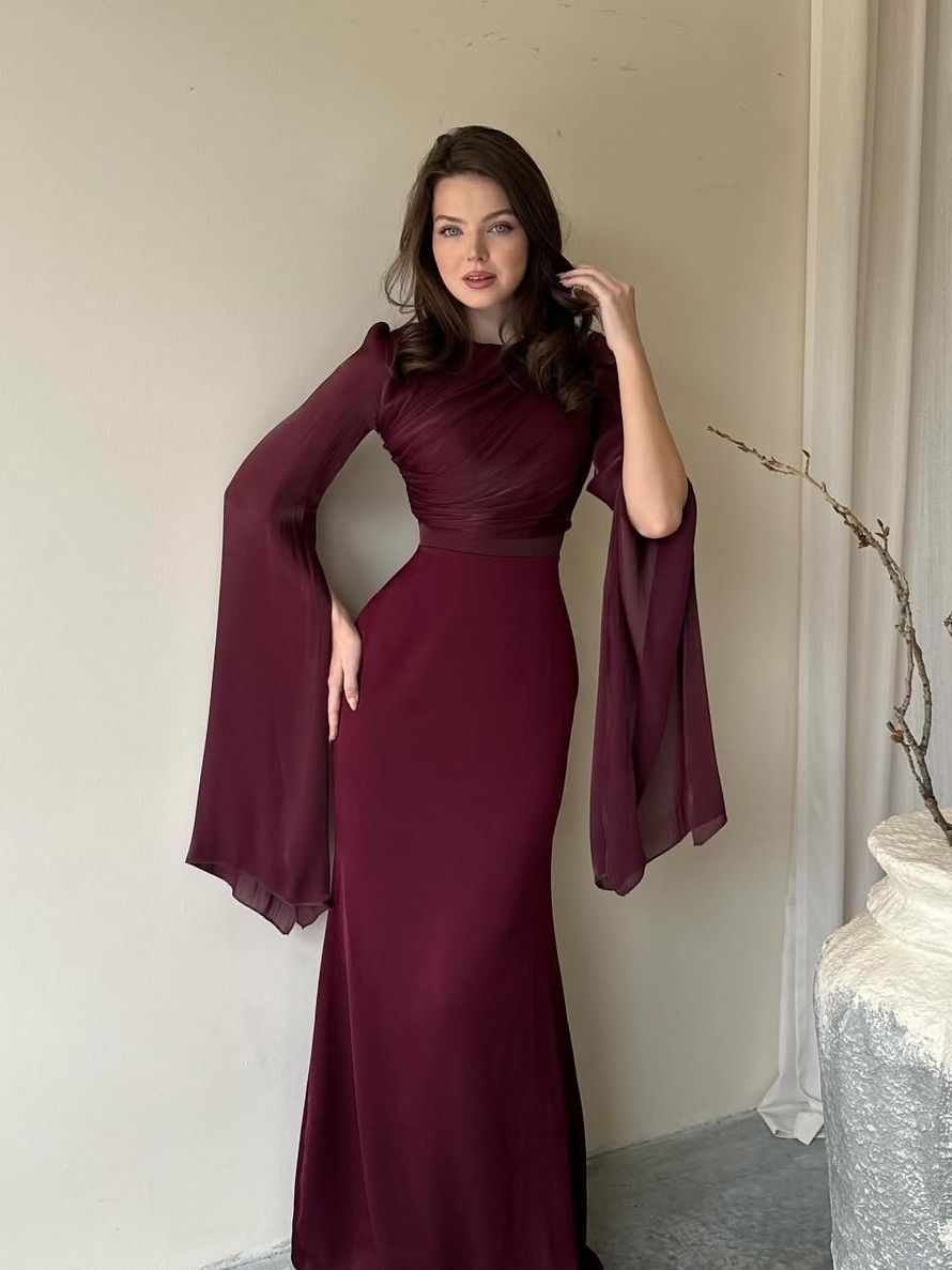Dorvelli | Women's Pleated Slim Fit Maxi Dress