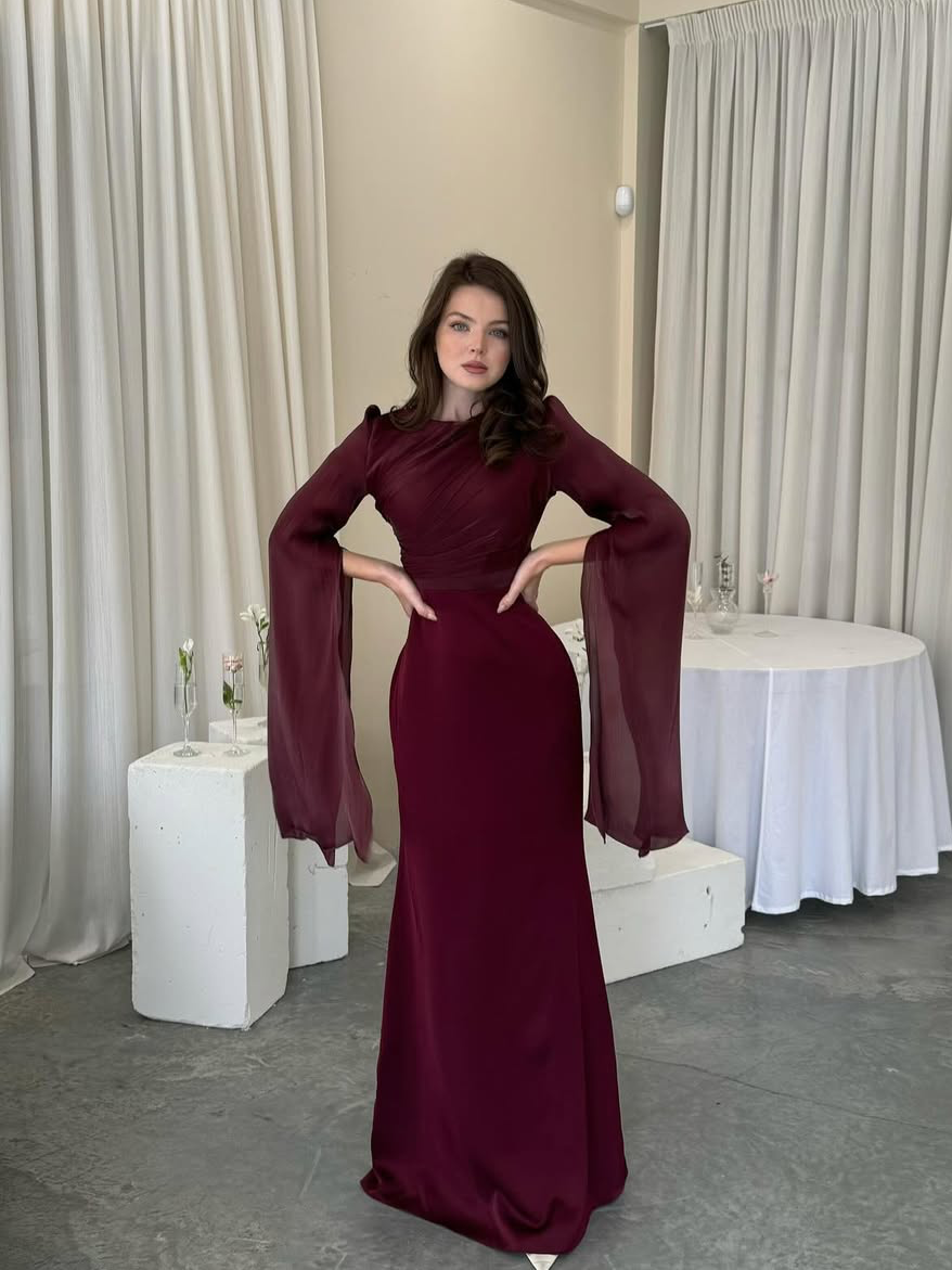 Dorvelli | Women's Pleated Slim Fit Maxi Dress