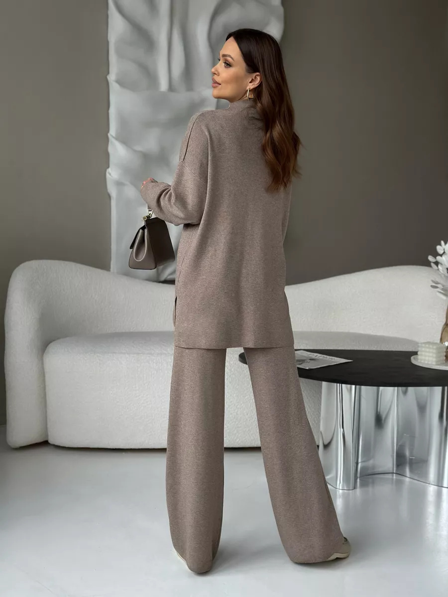 Dorvelli | Women's Split Hem Knit Two-Piece Set
