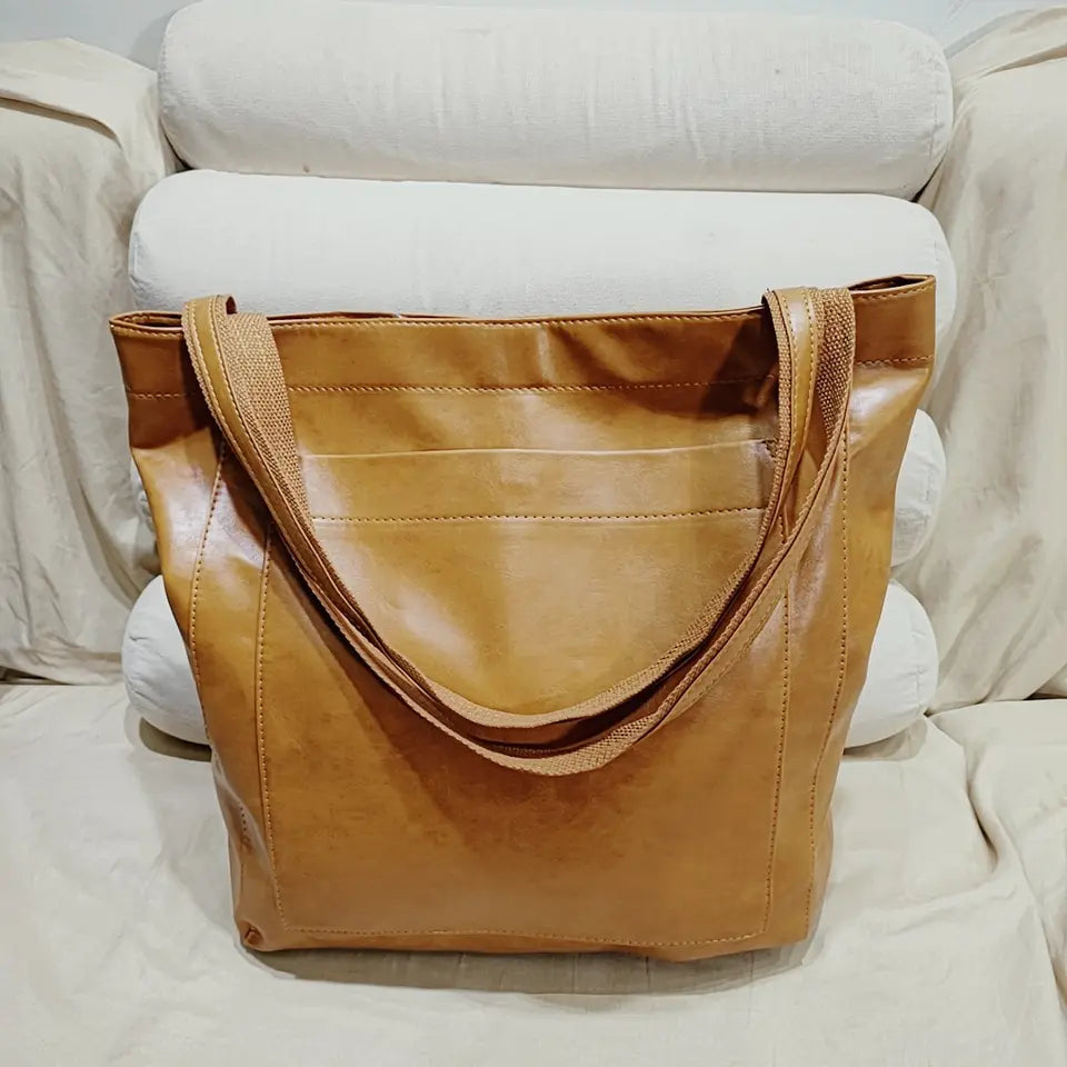 Dorvelli | Women’s Timeless Spacious Leather Handbag