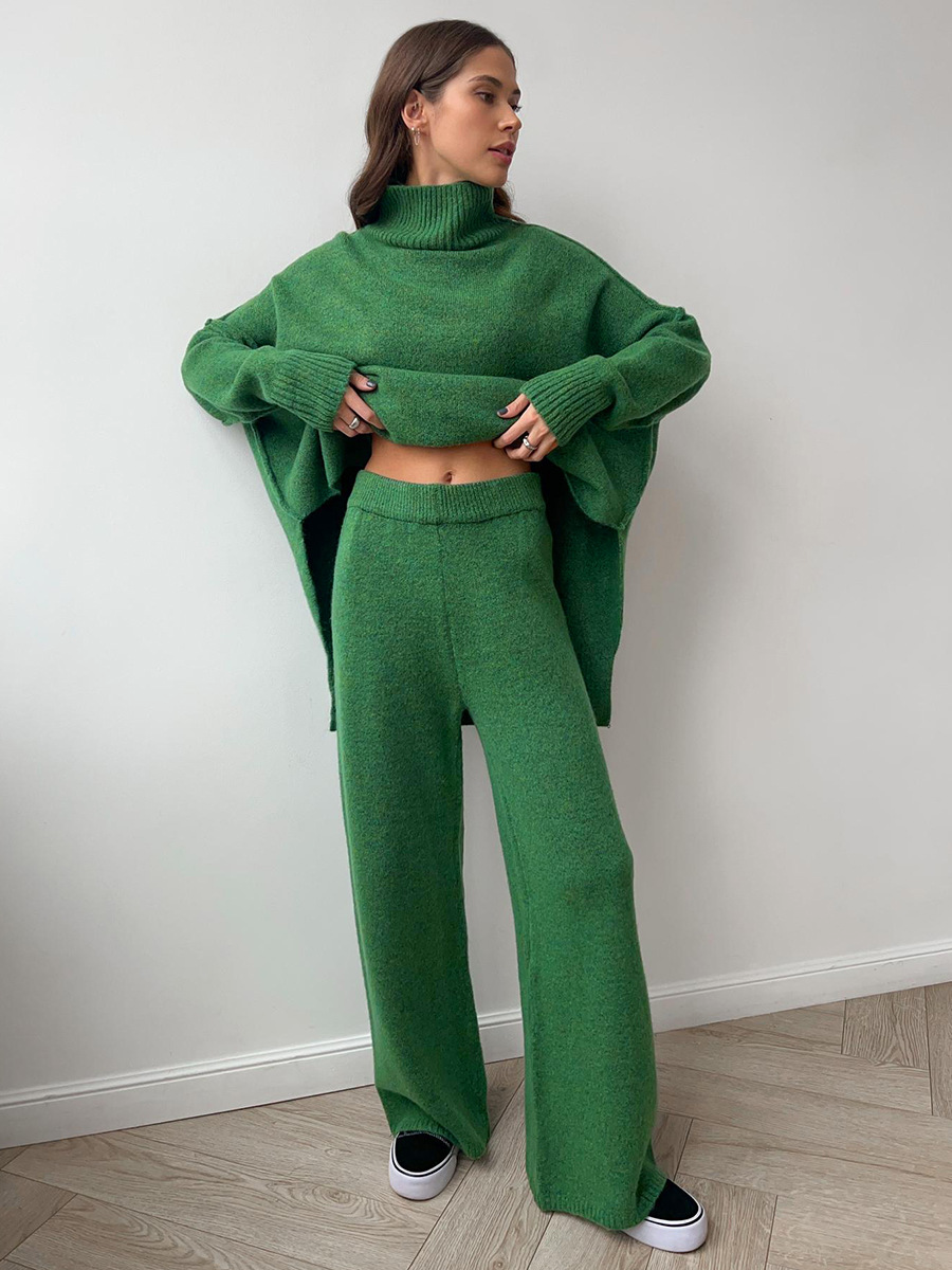 Dorvelli | Women’s Turtleneck Knit Pants Set
