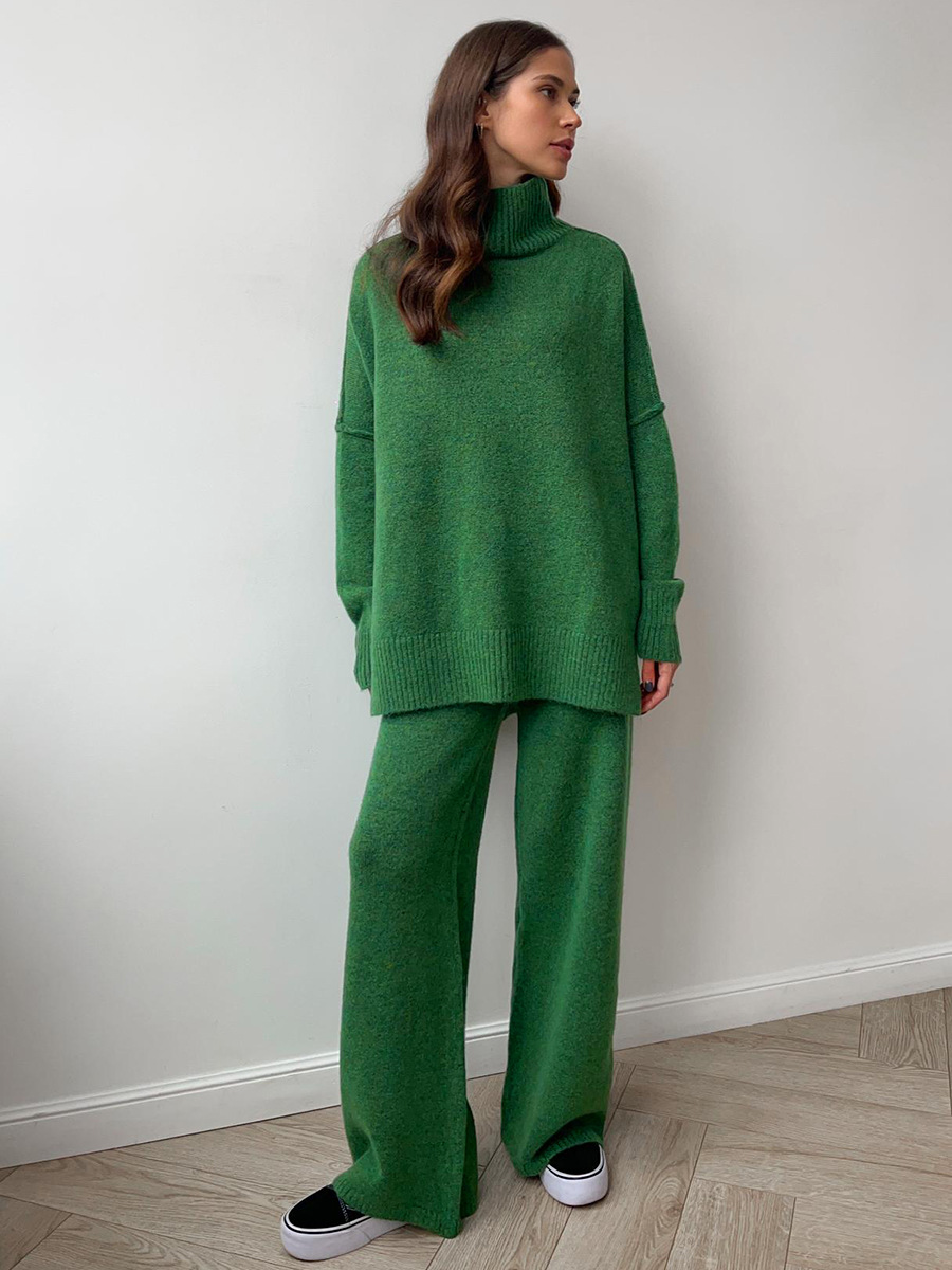 Dorvelli | Women’s Turtleneck Knit Pants Set