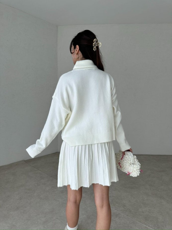 Dorvelli | Women’s Turtleneck Pleated Knit Set
