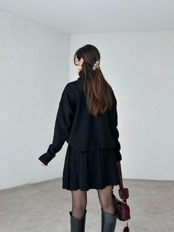 Dorvelli | Women’s Turtleneck Pleated Knit Set