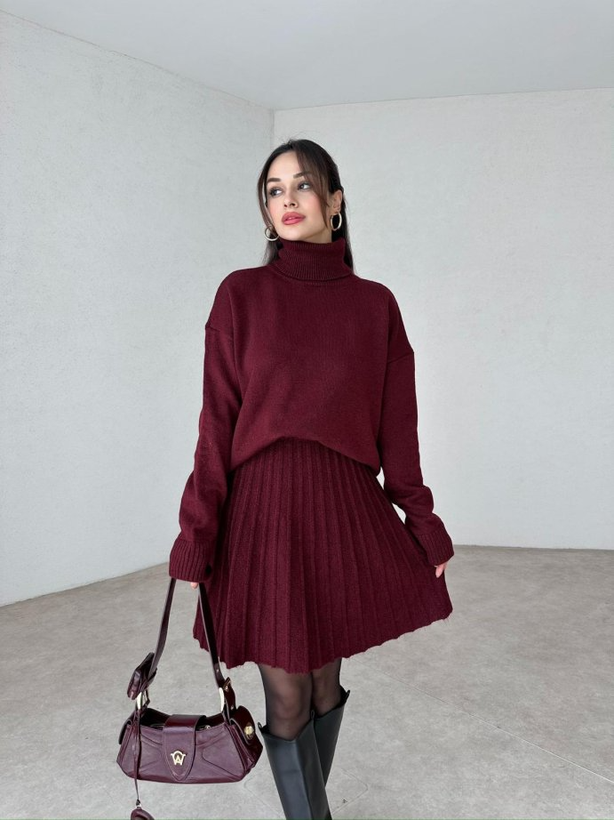 Dorvelli | Women’s Turtleneck Pleated Knit Set
