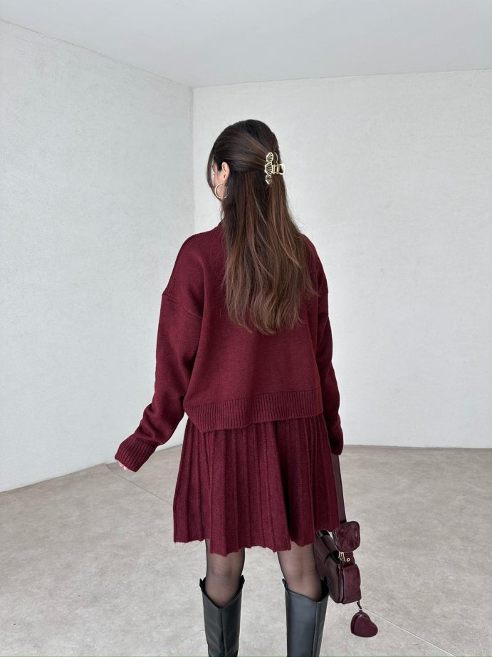 Dorvelli | Women’s Turtleneck Pleated Knit Set