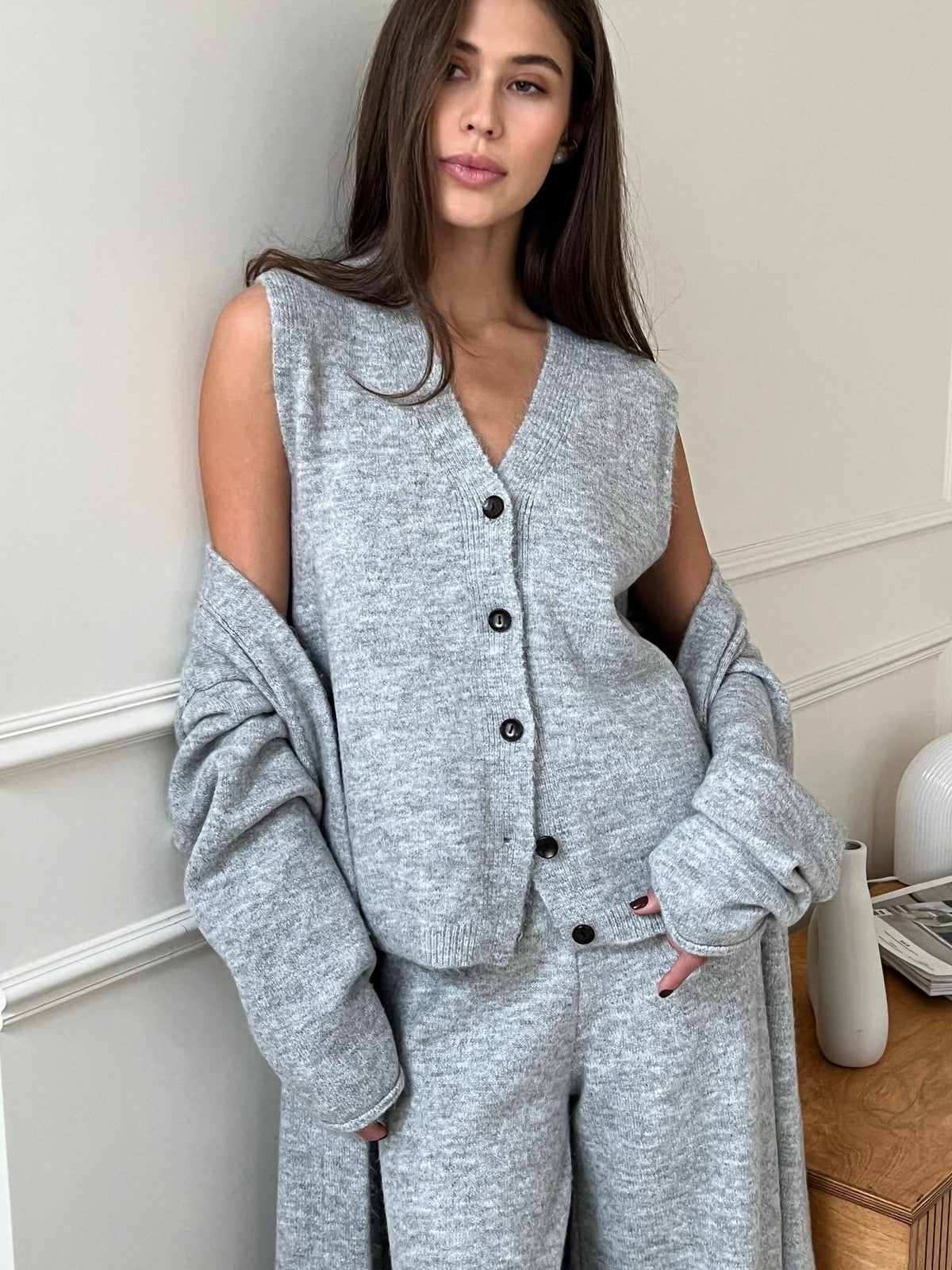 Dorvelli | Women’s Wool Blend Three-Piece Knit Set
