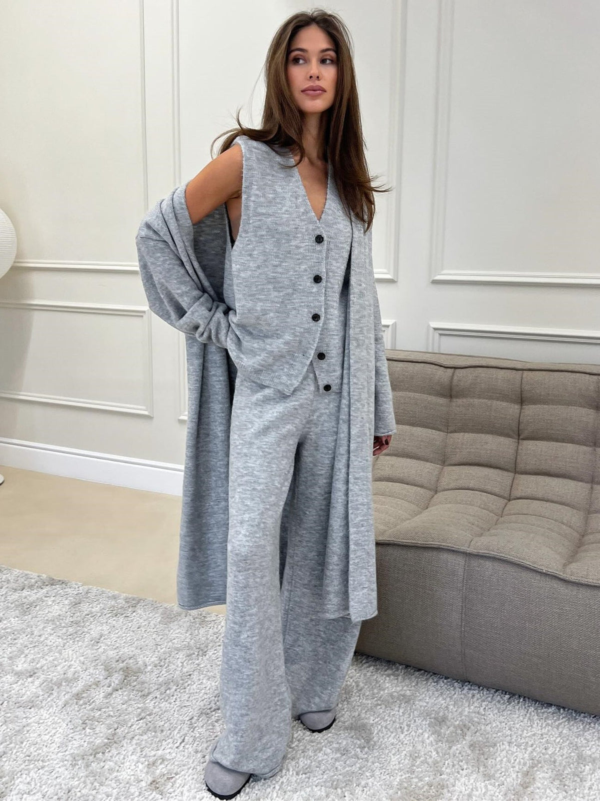 Dorvelli | Women’s Wool Blend Three-Piece Knit Set