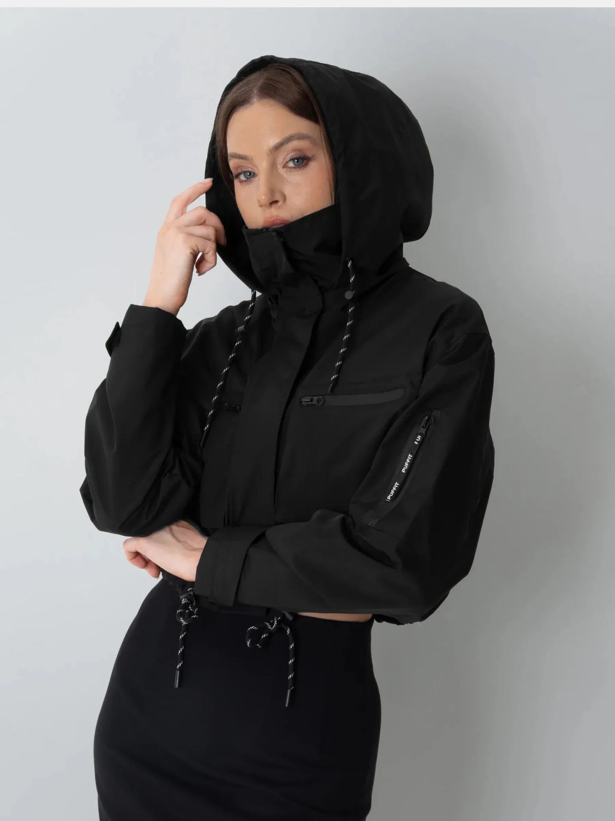 Avril Cropped Hooded Rain Jacket – Black