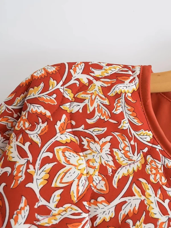 Calla Floral Quilted Zip-Front Jacket – V-Neck Long Sleeve Hip Length | Dorvelli